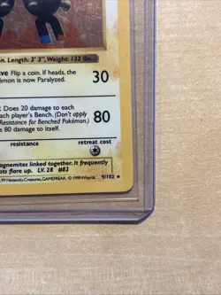 Pokemon TCG Magneton 9/102 Base Set Shadowless Holo Rare Card - Image 2