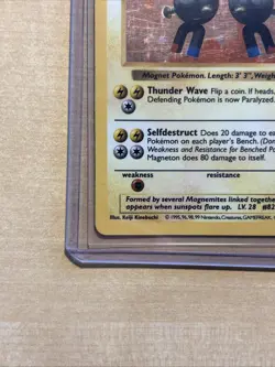 Pokemon TCG Magneton 9/102 Base Set Shadowless Holo Rare Card - Image 5