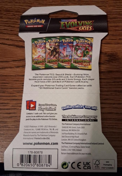 2021 Pokemon Evolving Skies Sleeved Booster Pack Factory Sealed - Image 2