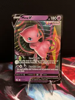 Pokemon TCG Mew V 113/264 Sword & Shield Fusion Strike Ultra Rare Holo Card NM - Image 1