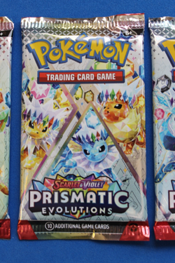 POKEMON SCARLET & VIOLET PRISMATIC EVOLUTIONS 3 PACK LOT SEALED - Image 3