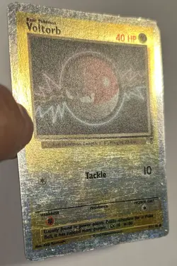 Pokemon Card Voltorb, Legendary Collection 97/110 Reverse Holo MP - Image 3