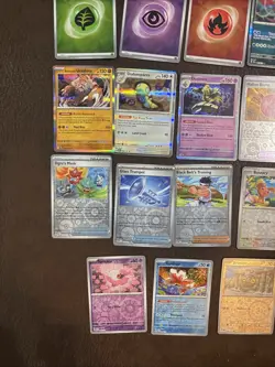 Pokemon Prismatic Evolutions 24 Card Lot Reverse Holo Pokeball Eevee NM B - Image 5