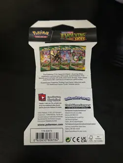 Pokemon TCG Evolving Skies Sleeved Booster Pack Umbreon Art 10 Cards - Image 2