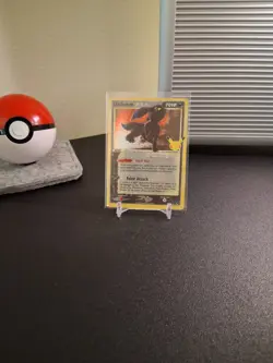Pokemon Umbreon TCG Gold Star 17/17 Celebrations 25th Anniversary NM - Image 1