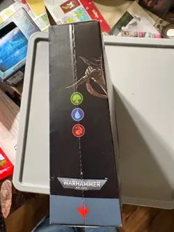 MTG Universe Beyond Warhammer 40000 Tyranid Swarm Commander Deck Sealed - Image 5