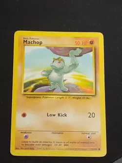 Machop 52/102 Pokemon TCG Base Set Vintage WOTC Card Heavily Played HP - Image 1