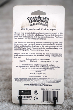 34.38g - Pokemon 1999 WOTC Base Set Unlimited Booster Blister Pack Charizard - Image 3