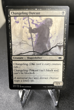 1x Changeling Outcast (NM) Ink Smudge Misprint Error Magic Gathering card MTG - Image 3