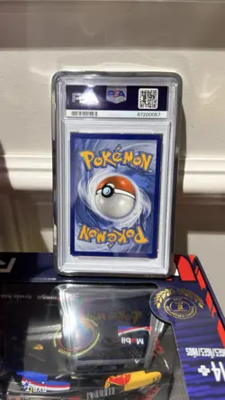 Pokemon TCG Flareon VMAX PSA 9 WITH GRADED GUARD SWSH180 - Image 2