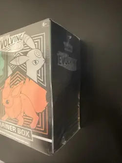 Pokemon TCG Evolving Skies Elite Trainer Box [Flareon/Jolteon/Umbreon/Leafeon] - Image 3