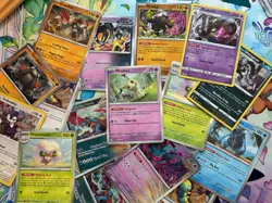 Pokemon TCG Bulk Lot - 1,010 Cards (1000 Commons & Uncommons + 10 Bonus Holos) - Image 1