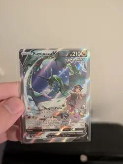Rayquaza V 194/203 Evolving Skies Holo Ultra Rare Card Pokemon TCG Near Mint - Image 1