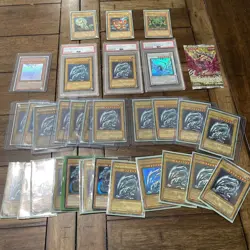 Blue Eyes White Dragon Psa 9 Spanish 1st With 25 Eng Versions & More! Yugioh Lot - Image 4
