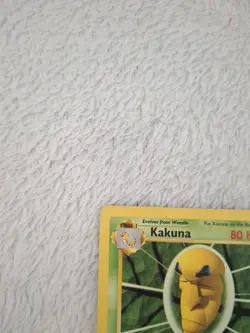 Kakuna 33/102 Base Set Unlimited WOTC Vintage Pokemon - Image 2