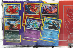 Pokemon Sword & Shield Battle Styles Elite Trainer Box Sealed NEW Exclusive - Image 2