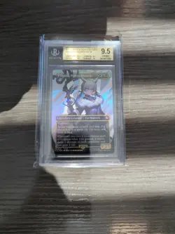 Y'shtola, Night's Blessed (Borderless) (Surge Foil) Commander: Final Fantasy - Image 1