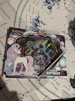 Galarian Rapidash V Box Brand New FACTORY Sealed Pokemon Tcg - Image 2