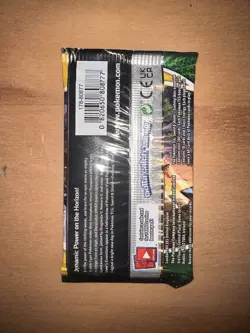 Nintendo Pokemon TCG Sword & Shield Evolving Skies Booster Pack - Image 2