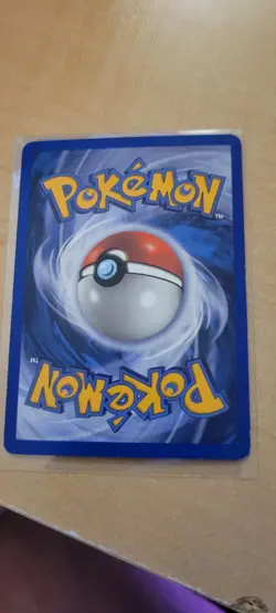 Pokemon 2002 Kabutops Reverse Holo 27/110 Legendary Collection - Image 3