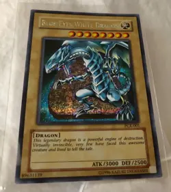 YUGIOH • BLUE EYES WHITE DRAGON • PRISMATIC SECRET RARE • PCK-001 • NM - Image 1