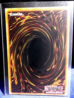 Yugioh 1996 Arcana Red Dark Magician YGLD-ENB02 ULTRA RARE HOLOFOIL - NM - - Image 4