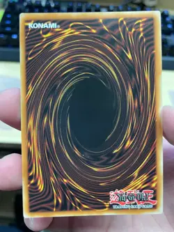 Yugioh - Elemental HERO Stratos Quarter Century Secret Rare RA03-EN177 NM - Image 2