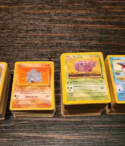 Huge Collection Bulk Lot of 600+ Pokemon Cards Base Set WOTC Vintage HP-DAMAGED - Image 3
