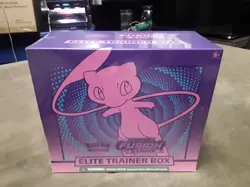 Pokemon TCG English SWSH8 FUSION STRIKE Elite Trainer Box SEALED! - Image 1