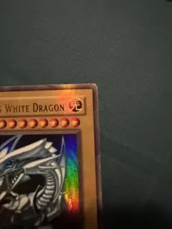 Yu-Gi-Oh Blue Eyes White Dragon Holo Card SDK-001 - Image 4