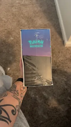 Pokemon Scarlet & Violet Journey Together Elite Trainer Box - Image 4