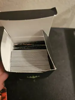 MTG Universes Beyond: Fallout Hail, Caesar Commander Deck Sealed - Image 2