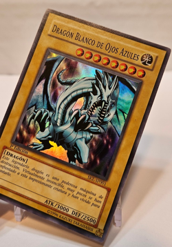Blue-Eyes White Dragon SKE-SP001 SPANISH Super Rare 1st Edition Yugioh 917 - Image 4
