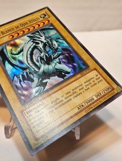 Blue-Eyes White Dragon SKE-SP001 SPANISH Super Rare 1st Edition Yugioh 917 - Image 5