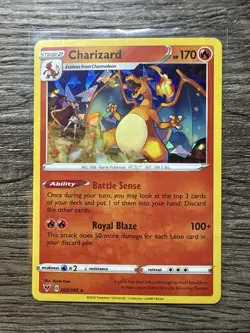 Pokemon TCG Charizard 25/185 Vivid Voltage Cracked Ice Holo Near Mint Card - Image 1
