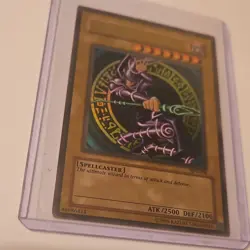Konami Dark Magician SDY-006 Starter Deck: Yugi Unlimited Ultra Rare Yu-Gi-Oh! - Image 2