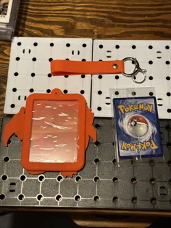 Pokemon TCG Charizard 001/012 Holo Sealed Card & Charizard Case with Keychain - Image 2