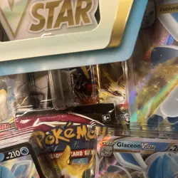 Pokemon Glaceon VSTAR Special Collection Box SEALED Evolving skies Fusion Strike - Image 3