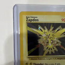 Pokemon TCG Zapdos 15/62 Holo Rare Fossil Unlimited English Mitsuhiro Arita - Image 3