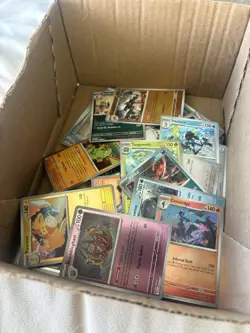 Pokemon TCG Trading Cards Collection Bulk Lot of 130 Pokemon - Image 1