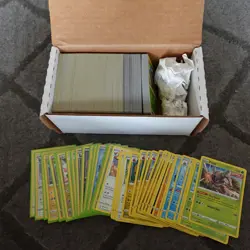Pokemon TCG Evolving Skies Bulk 200+ cards - Image 1