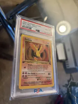 1999 Pokemon Moltres 1st Edition Holo Fossil 12/62 PSA 8 - Image 2
