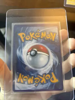 Pokemon Pikachu (Full Art) RC29-32 Generations: Radiant Collection Holo NM 2016 - Image 2