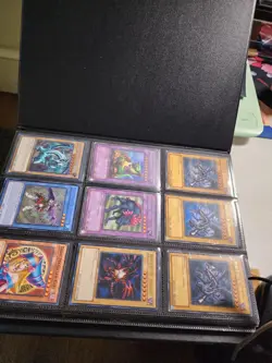 VINTAGE YUGIOH BINDER! GREAT Collection! 180 Cards! Full! - Image 1