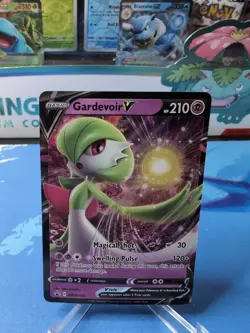 Gardevoir V - SWSH105 - Pokemon TCG - ULTRA RARE BLACK STAR PROMO - NM - Image 1