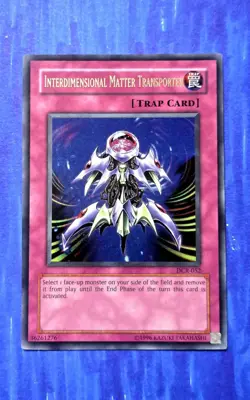 Interdimensional Matter Transporter DCR-052 Dark Crisis 1st Edition - Image 1