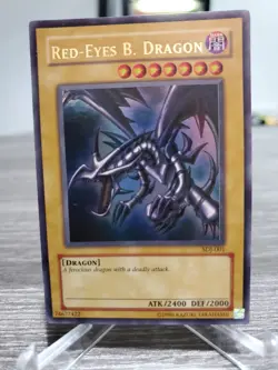 Yugioh Red-Eyes B. Dragon SDJ-001 Ultra Rare Unlimited NM - Image 1