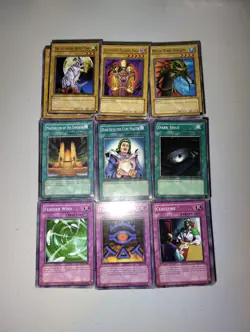 Yugioh - Huge Lot 1000+ Cards - Image 1