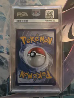 Arceus v Alternate Full Art Holo Card 166/172 Swsh09 Brilliant Stars PSA 8 - Image 2