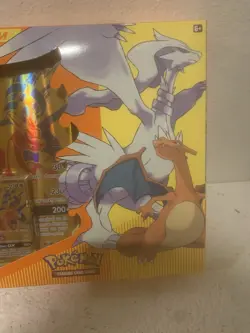 POKEMON TCG RESHIRAM & CHARIZARD-GX PREMIUM COLLECTION (EVOLVING SKIES) SEALED - Image 3